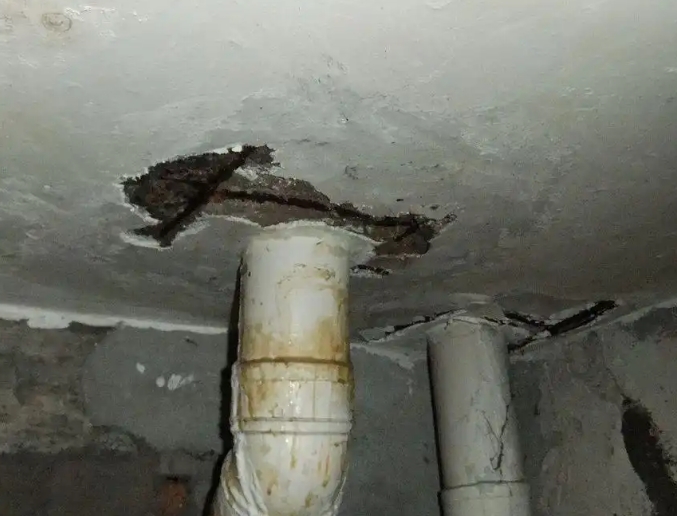 兴宁卫生间漏水维修公司浅析兴宁卫生间渗水维修的方法